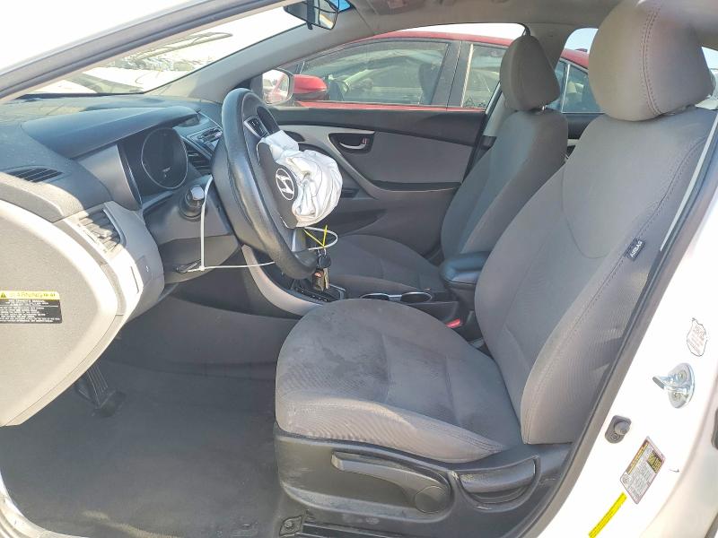 Photo 7 from auction – 2016 HYUNDAI ELANTRA with VIN 5NPDH4AE8GH695563