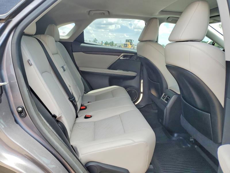 Photo 11 from auction – 2022 LEXUS RX with VIN 2T2HZMAA3NC242796