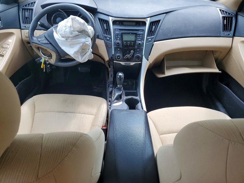Photo 8 from auction – 2011 HYUNDAI SONATA with VIN 5NPEB4AC4BH017650