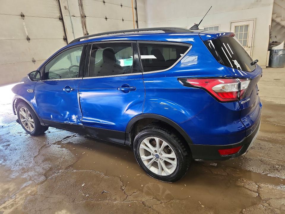 Photo 2 from auction – 2018 FORD ESCAPE with VIN 1FMCU9HD1JUB54073