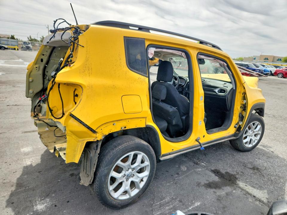Photo 3 from auction – 2018 JEEP RENEGADE with VIN ZACCJABB3JPH84216
