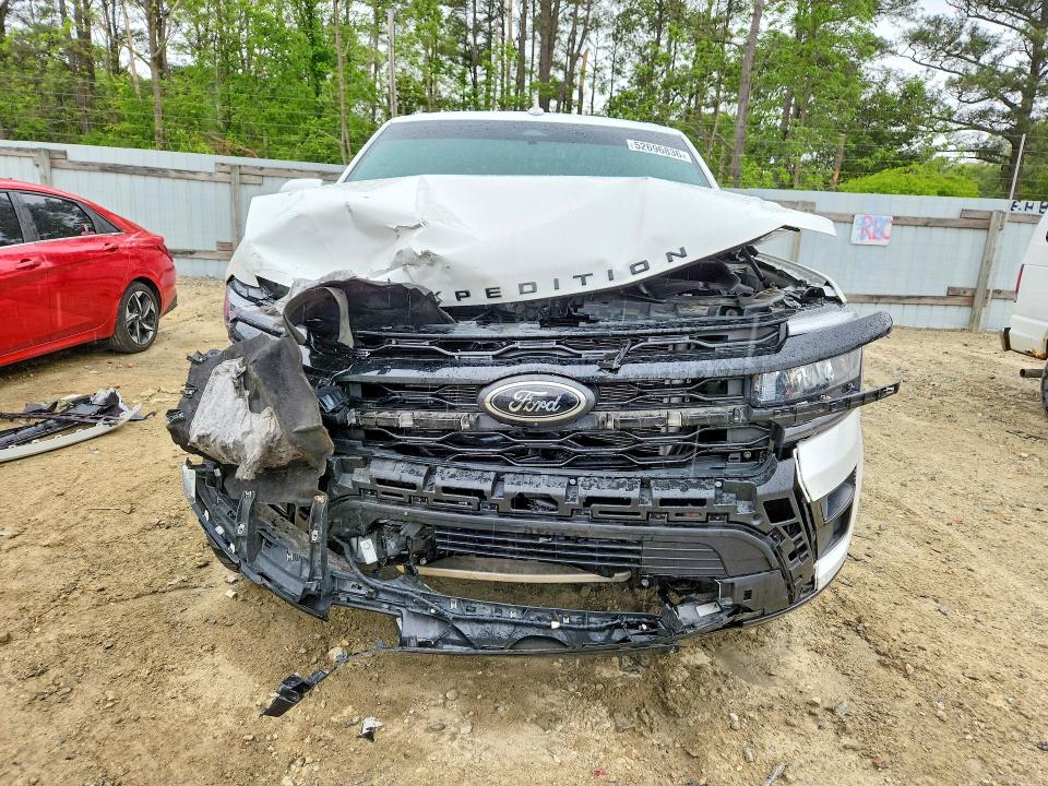 Photo 5 from auction – 2022 FORD EXPEDITION with VIN 1FMJK2AT5NEA62373