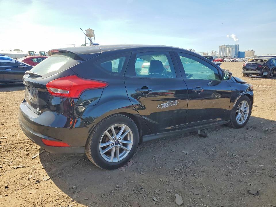 Photo 3 from auction – 2016 FORD FOCUS with VIN 1FADP3K2XGL357780