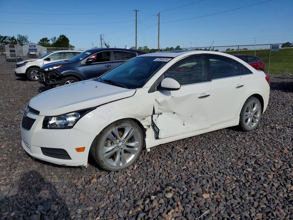 CHEVROLET CRUZE 2014 with VIN 1G1PG5SB7E7291755 - Photo from auction