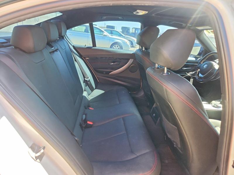 Photo 10 from auction – 2018 BMW 330 with VIN WBA8D9G55JNU70815