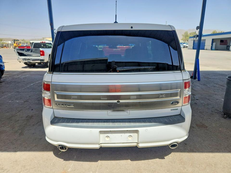 Photo 6 from auction – 2018 FORD FLEX with VIN 2FMHK6DT2JBA09945