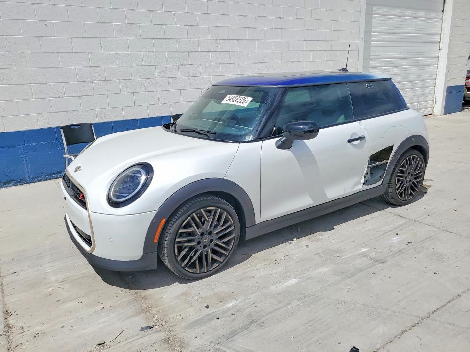 MINI COOPER 2025 with VIN WMW23GD0XS2W57640 - Photo from auction