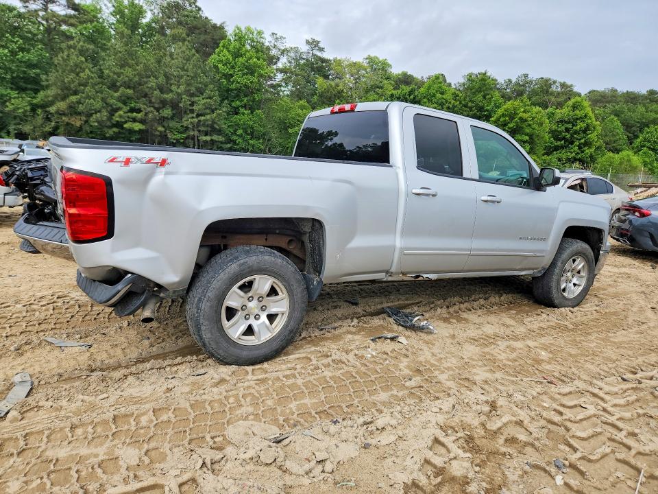 Photo 3 from auction – 2015 CHEVROLET SILVERADO with VIN 1GCVKREC9FZ180994