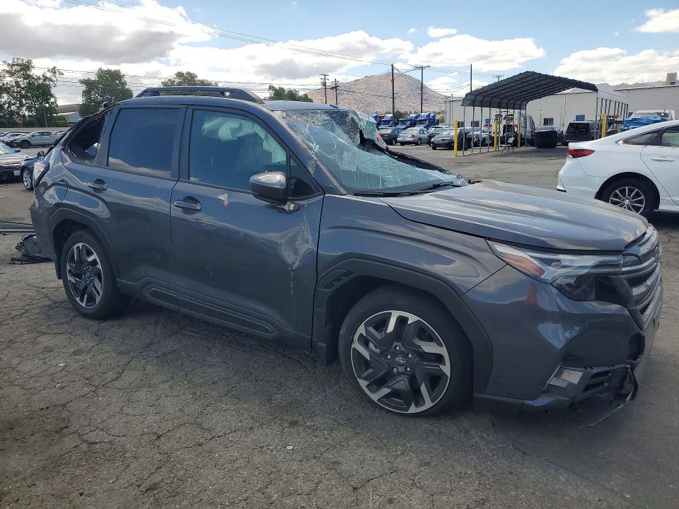 Photo 4 from auction – 2025 SUBARU FORESTER with VIN JF2SLDRC5SH484323