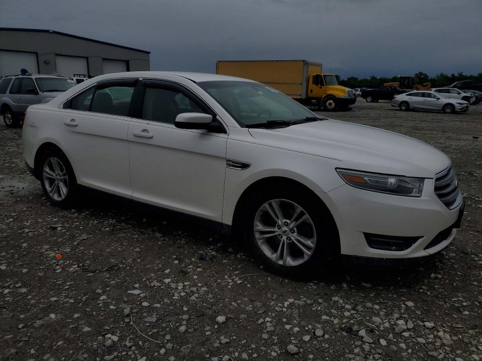 Photo 4 from auction – 2014 FORD TAURUS with VIN 1FAHP2E8XEG149898