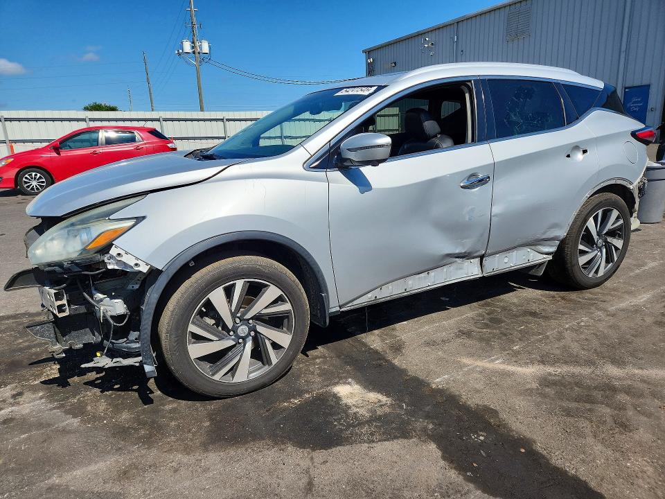 NISSAN MURANO 2017 with VIN 5N1AZ2MG2HN185692 - Photo from auction
