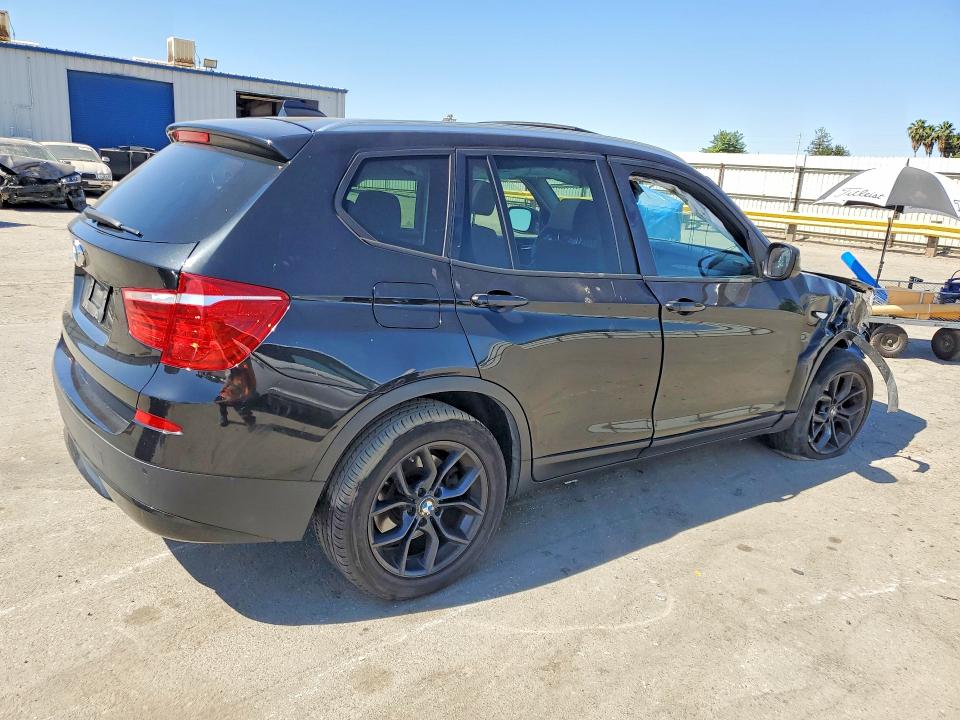 Photo 3 from auction – 2013 BMW X3 with VIN 5UXWX7C52DL977813