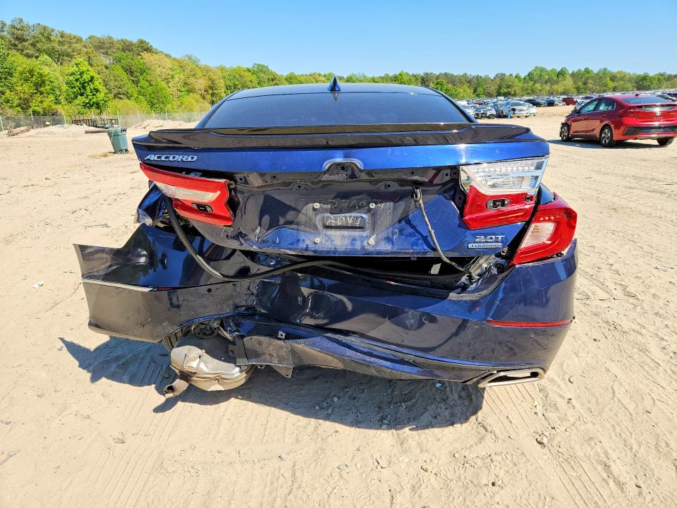 Photo 6 from auction – 2018 HONDA ACCORD with VIN 1HGCV2F58JA033676