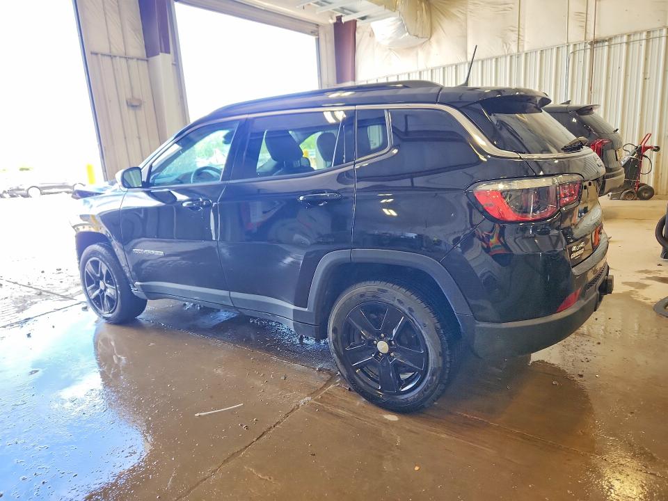 Photo 2 from auction – 2022 JEEP COMPASS with VIN 3C4NJDBB4NT121021
