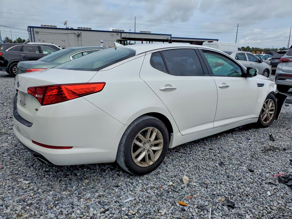 Photo 3 from auction – 2012 KIA OPTIMA with VIN KNAGM4A71C5275287