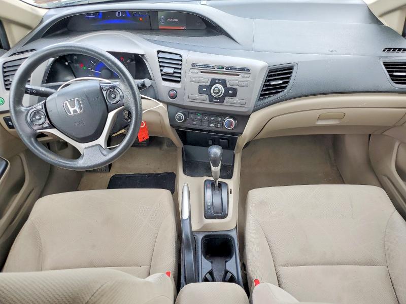 Photo 8 from auction – 2012 HONDA CIVIC with VIN 2HGFB2F51CH542356