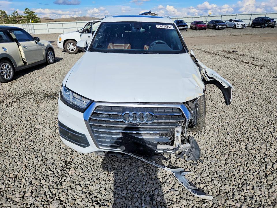 Photo 5 from auction – 2019 AUDI Q7 with VIN WA1LHAF70KD026460