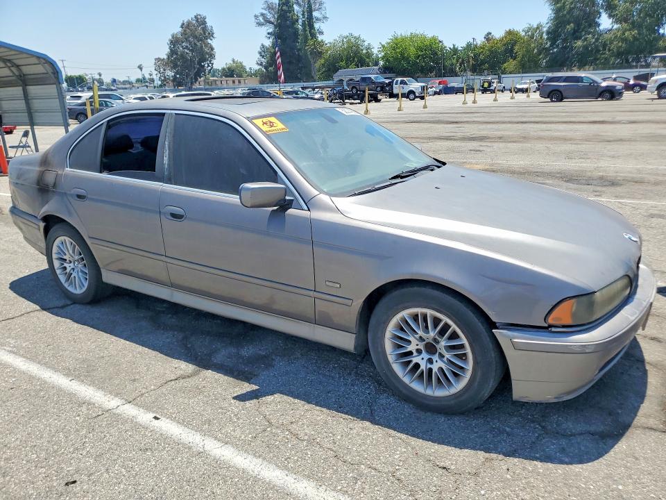 Photo 4 from auction – 2003 BMW 530 with VIN WBADT63483CK38916
