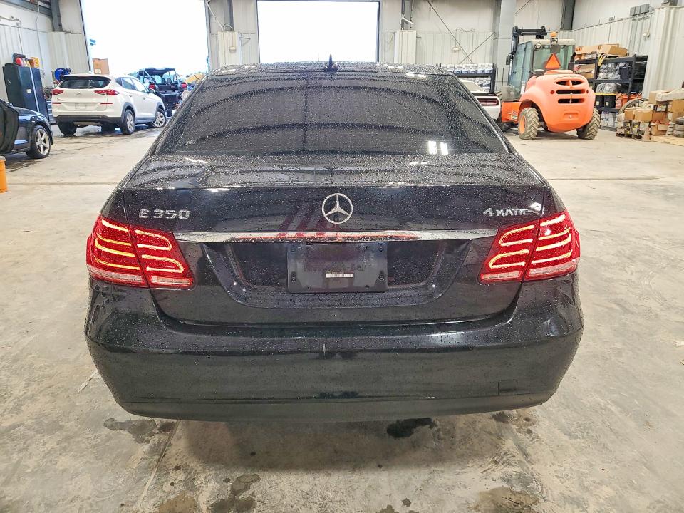Photo 6 from auction – 2014 MERCEDES-BENZ E with VIN WDDHF8JB2EA895692