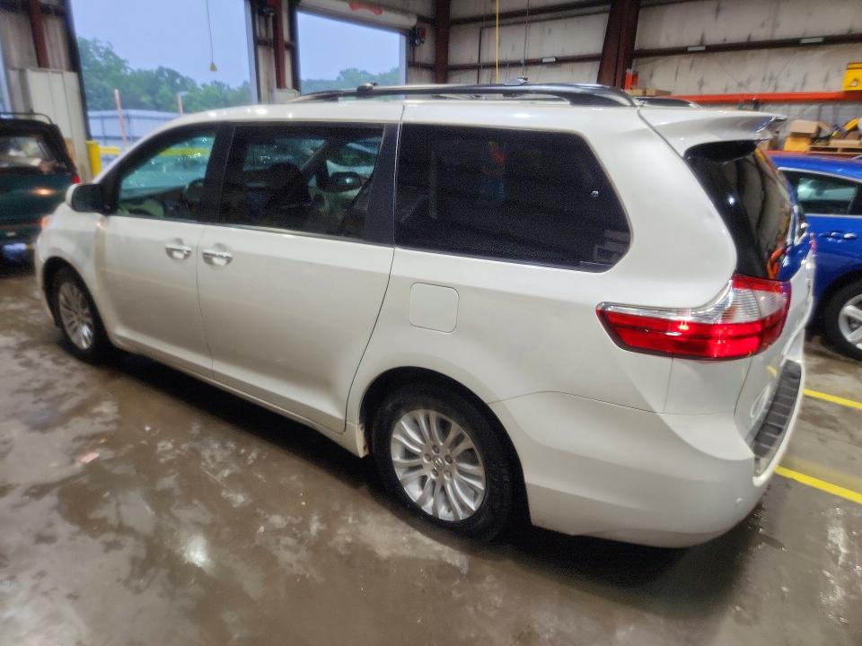 صورة رقم 2 من المزاد - 2017 TOYOTA SIENNA مع VIN 5TDYZ3DC0HS893584