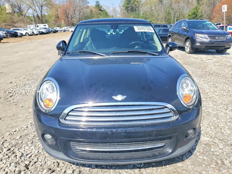 Photo 5 from auction – 2013 MINI COOPER with VIN WMWSU3C52DT372091