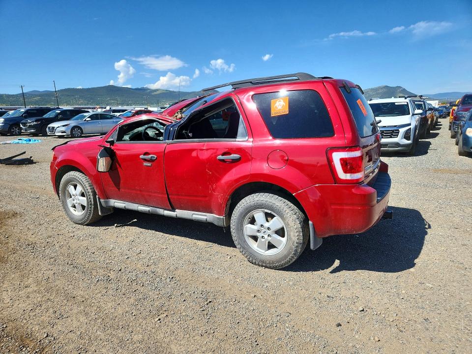 Photo 2 from auction – 2009 FORD ESCAPE with VIN 1FMCU93G49KC11701