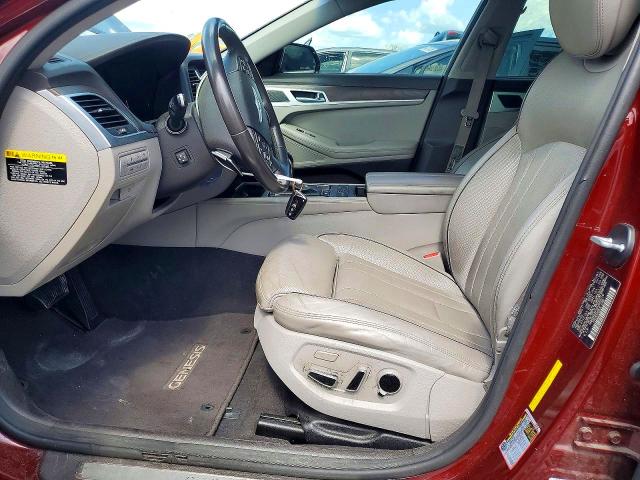 Photo 7 from auction – 2015 HYUNDAI GENESIS with VIN KMHGN4JF5FU082010
