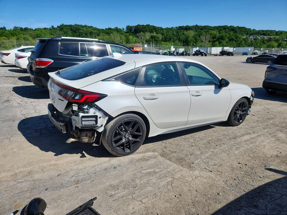 Photo 3 from auction – 2026 HONDA CIVIC with VIN 19XFL2H87TE013699