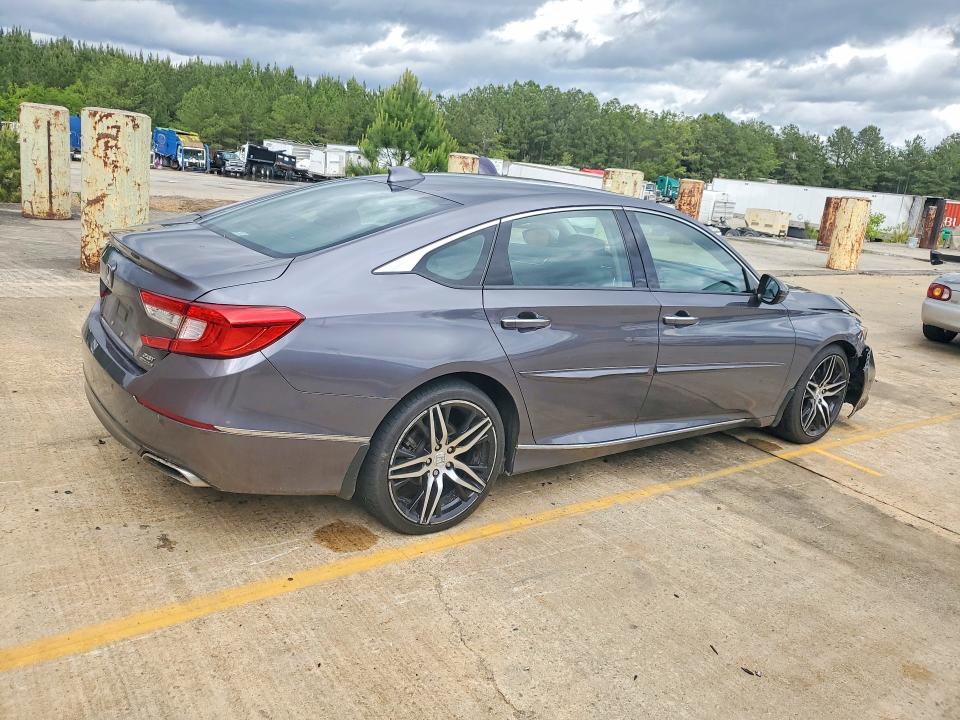 Photo 3 from auction – 2021 HONDA ACCORD with VIN 1HGCV2F92MA009073