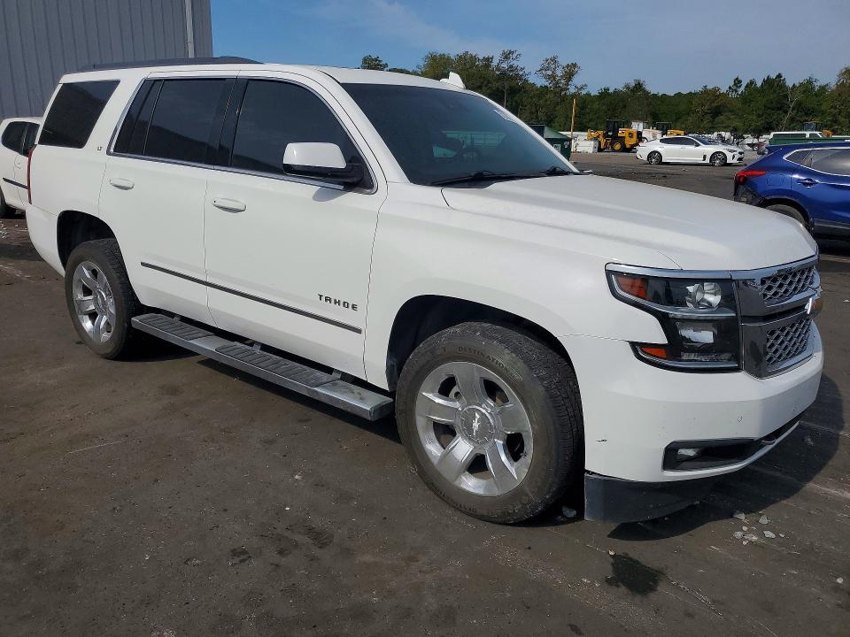 Photo 4 from auction – 2017 CHEVROLET TAHOE with VIN 1GNSCBKC9HR406926