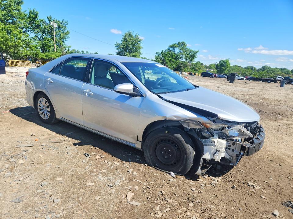 Photo 4 from auction – 2014 TOYOTA CAMRY with VIN 4T4BF1FK4ER435580