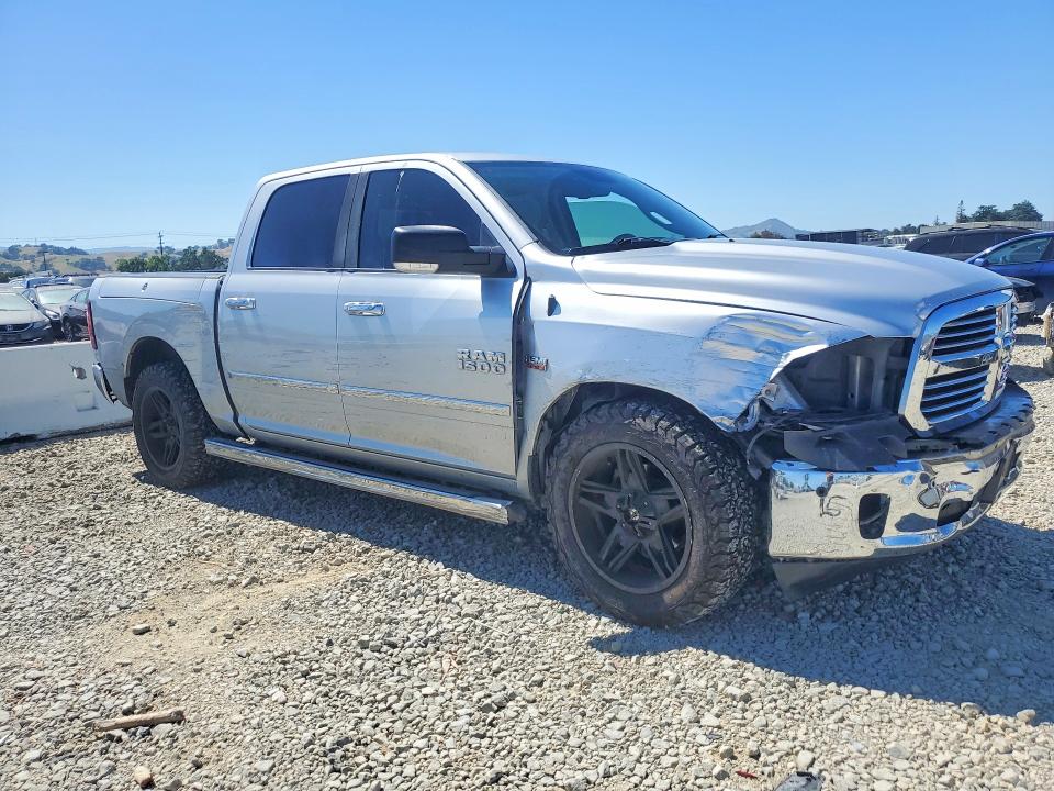 Photo 4 from auction – 2016 RAM 1500 with VIN 1C6RR6LTXGS369136