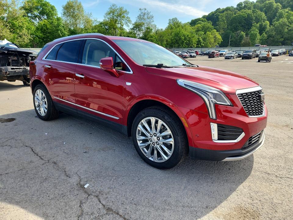 Photo 4 from auction – 2021 CADILLAC XT5 with VIN 1GYKNFR45MZ171633