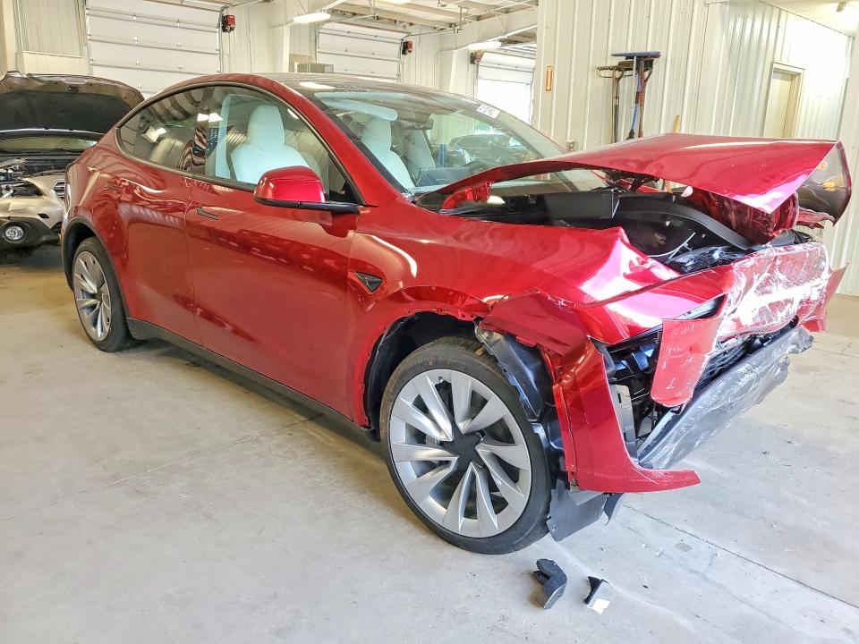 Photo 4 from auction – 2026 TESLA MODEL Y with VIN 7SAYGDED2TF558684