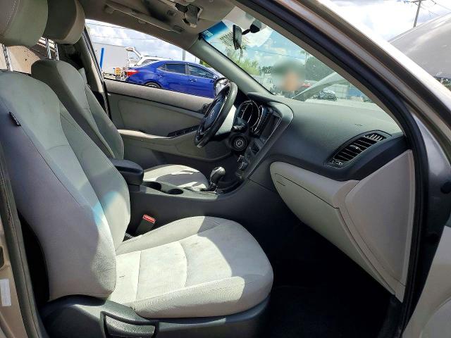 Photo 7 from auction – 2013 KIA OPTIMA with VIN 5XXGM4A78DG122244