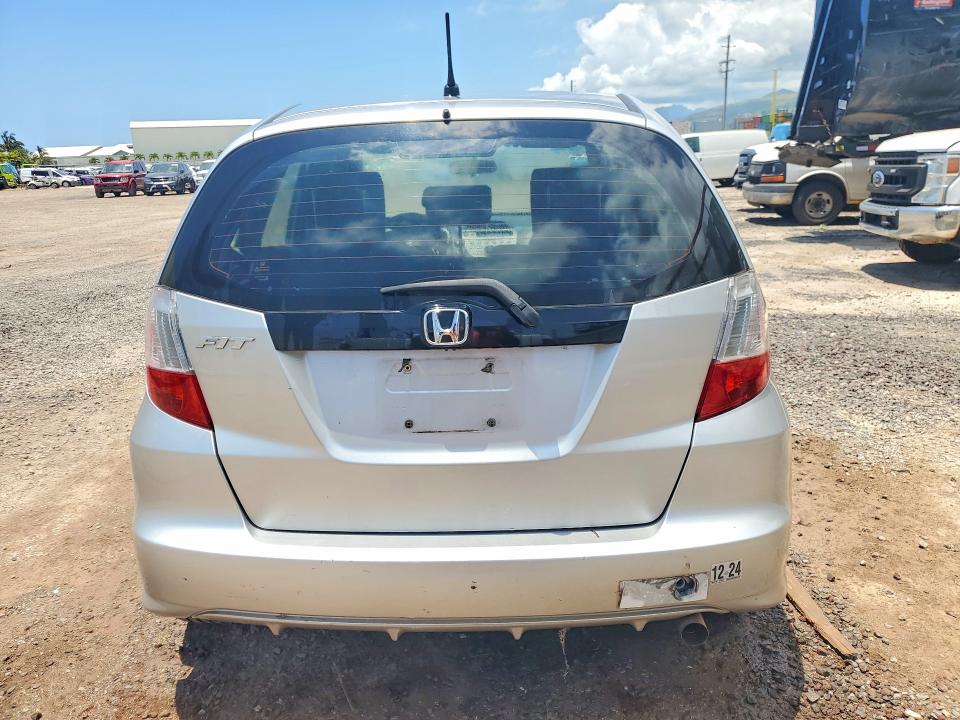 Photo 6 from auction – 2012 HONDA FIT with VIN JHMGE8H38CC017000