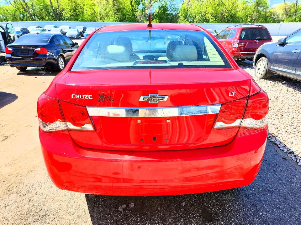 Photo 6 from auction – 2014 CHEVROLET CRUZE with VIN 1G1PE5SB3E7295131