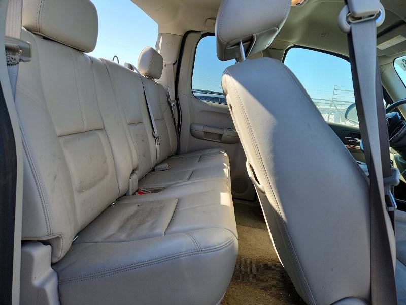 Photo 10 from auction – 2011 GMC SIERRA with VIN 1GT221CG7BZ406695