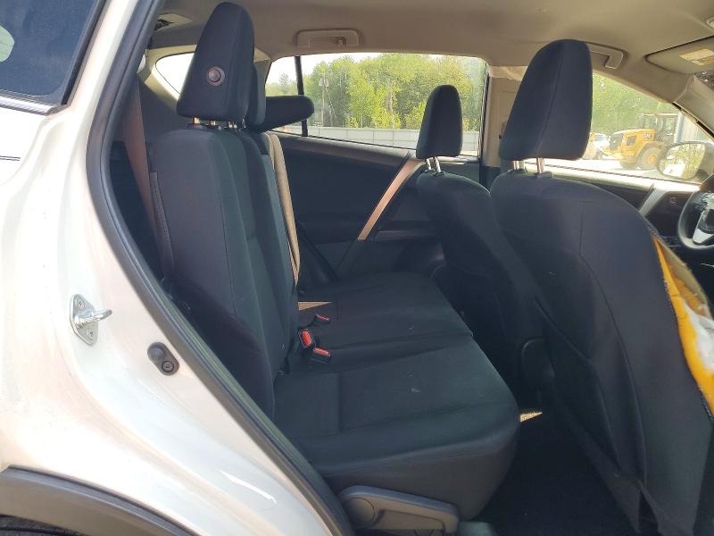 Photo 11 from auction – 2018 TOYOTA RAV4 with VIN JTMBFREV4JJ745796