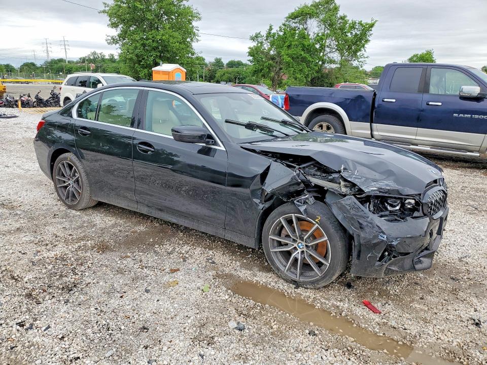 Photo 4 from auction – 2020 BMW 330XI with VIN 3MW5R7J02L8B24054