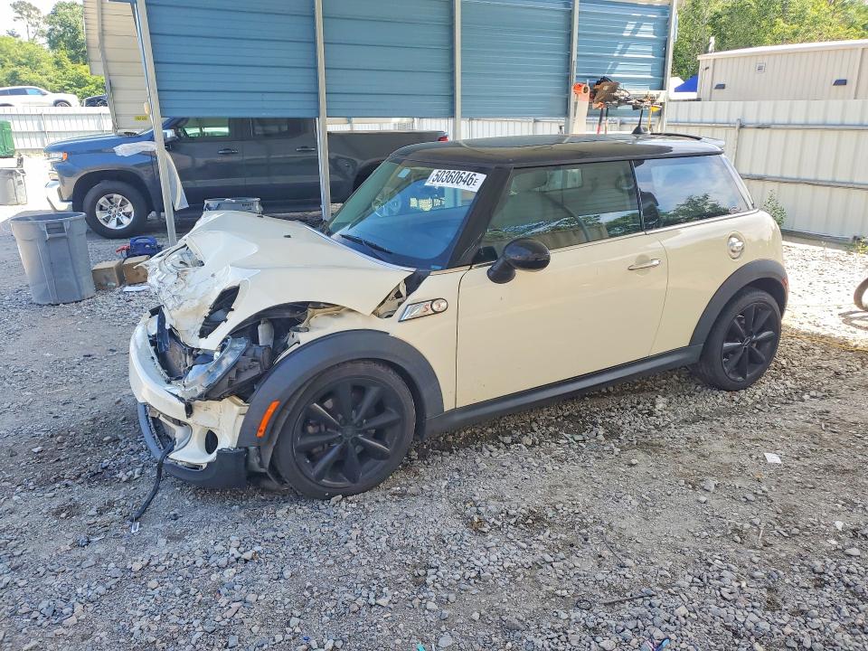 MINI COOPER 2011 with VIN WMWSV3C51BTY25031 - Photo from auction