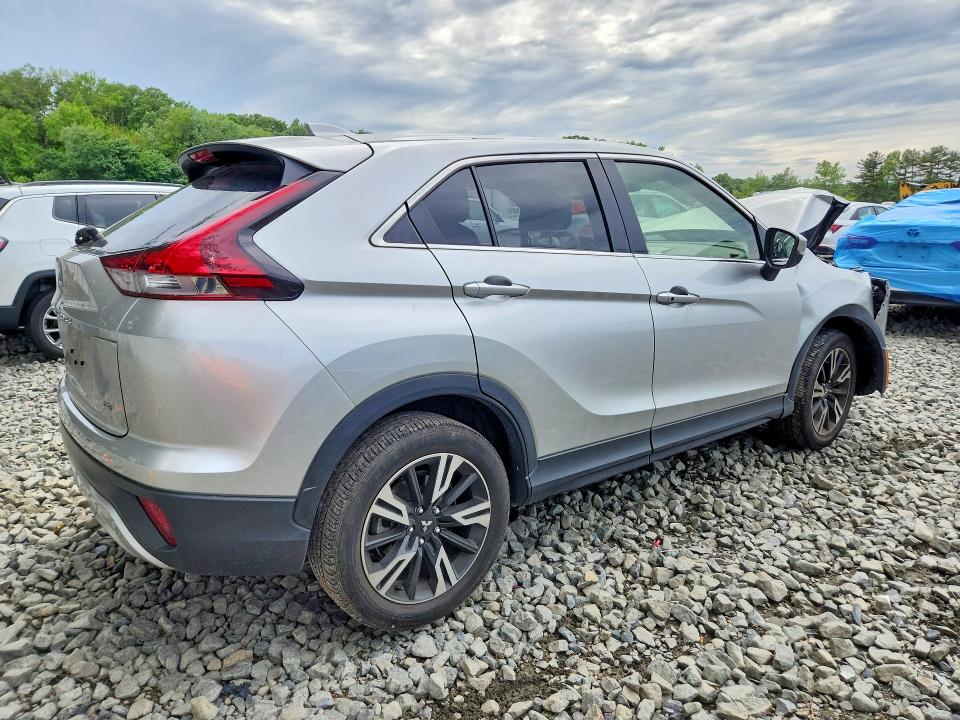 Фото 3 с аукциона – 2024 MITSUBISHI ECLIPSE CROSS с VIN JA4ATWAA3RZ068222