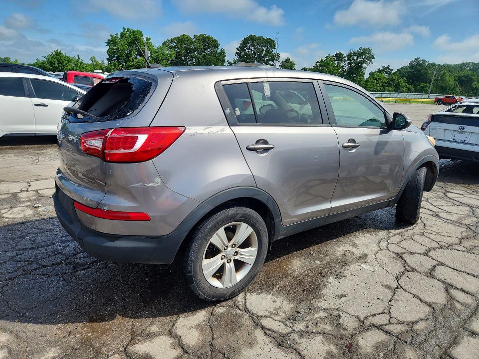 Photo 3 from auction – 2012 KIA SPORTAGE with VIN KNDPB3A28C7330975