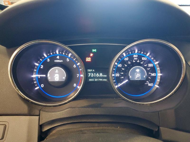 Photo 9 from auction – 2011 HYUNDAI SONATA with VIN 5NPEB4AC9BH265778