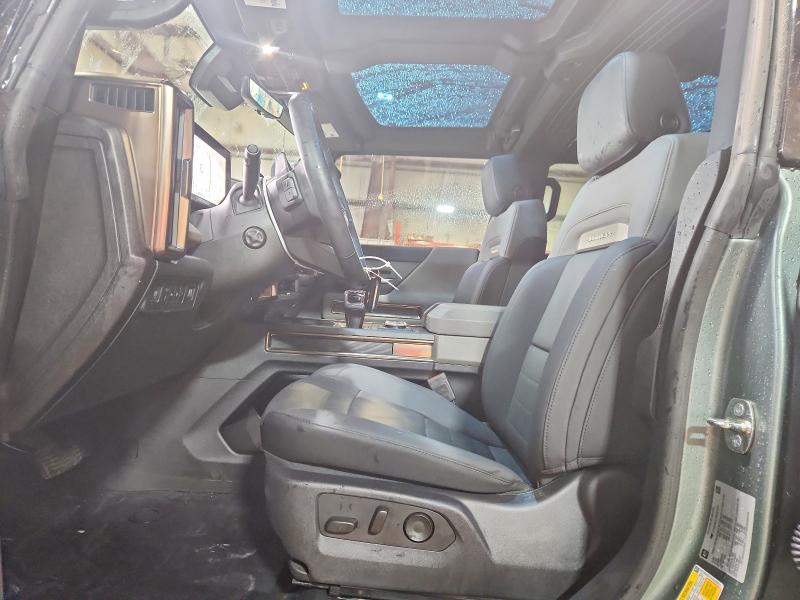 Снимка 7 от търг – 2024 GMC HUMMER SUV с VIN 1GKB0RDC6RU100521