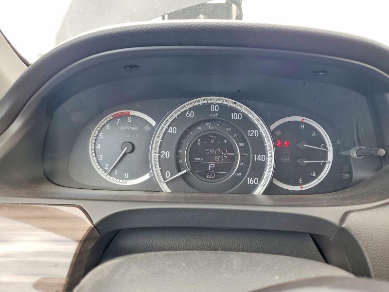 Photo 9 from auction – 2016 HONDA ACCORD with VIN 1HGCR2F8XGA042015