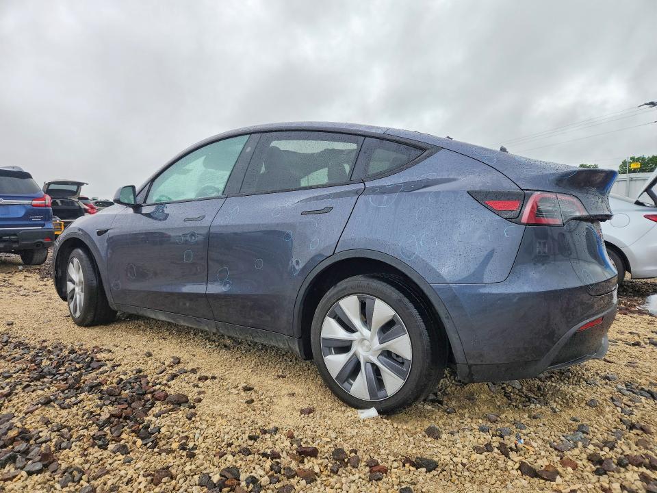 Photo 2 from auction – 2023 TESLA Y with VIN 7SAYGDEE6PF944491