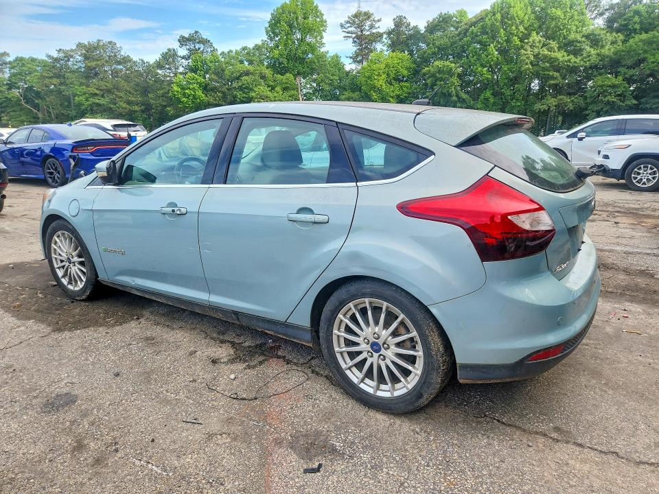 Photo 2 from auction – 2014 FORD FOCUS with VIN 1FADP3R45EL259986