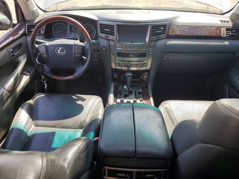 Photo 8 from auction – 2010 LEXUS LX with VIN JTJHY7AX9A4045414