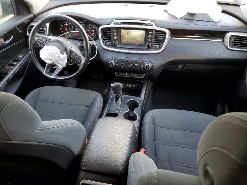 Photo 8 from auction – 2017 KIA SORENTO with VIN 5XYPG4A32HG188908